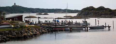 Brännö Lönndal, der Wohnort der Lotsen - mit Blick auf die Insel Känsö Brännö Lönndal